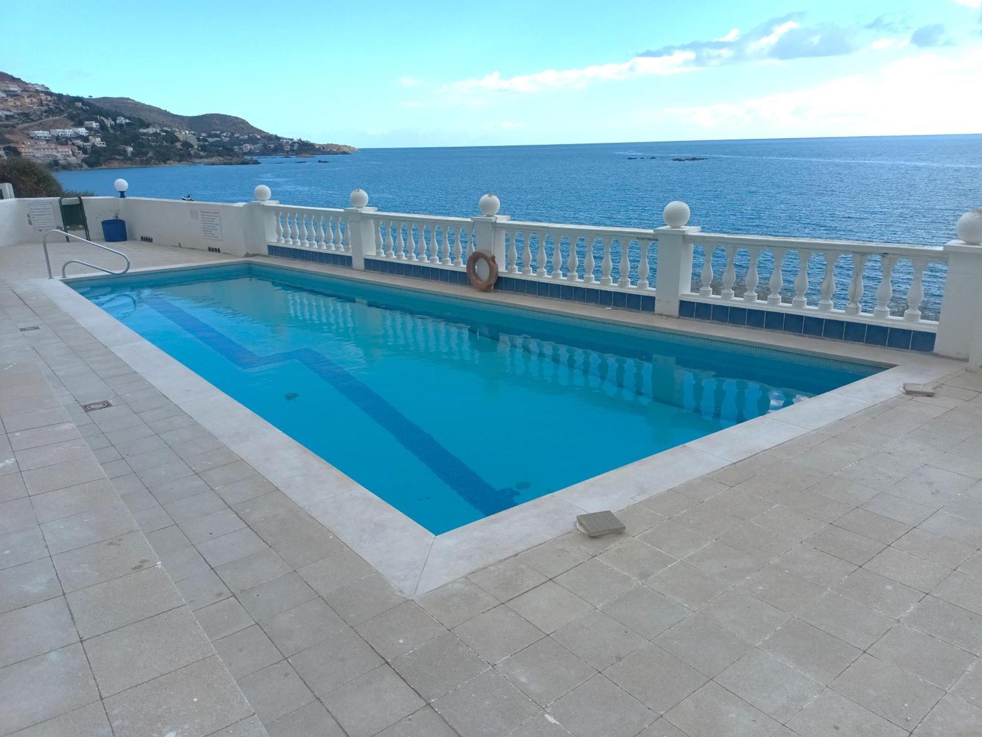 Global Immo 2071 Mediterraneo A 2-6 Roses Exterior foto